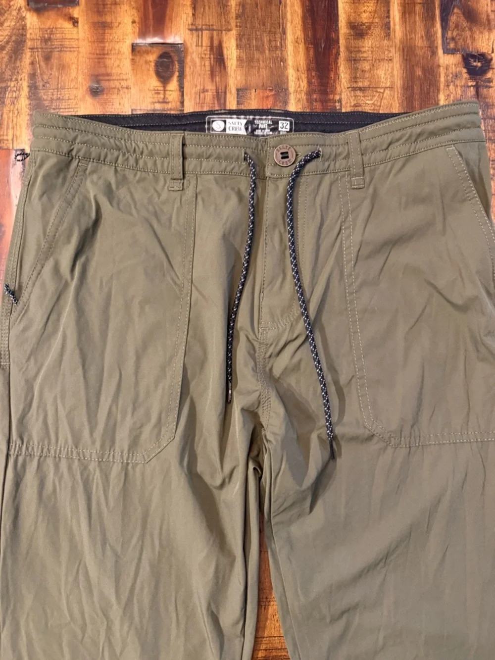 🍒 Sage Green Salty Crew Technical Pant men's sz 32. fishing gorpcore hiking